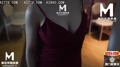 【国产】麻豆传媒作品MDX0161-女使者服务资深赌神-001免费观看